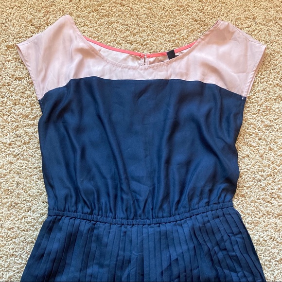 American Eagle Pleated Colorblock Open Back Dress - Picture 3 of 7